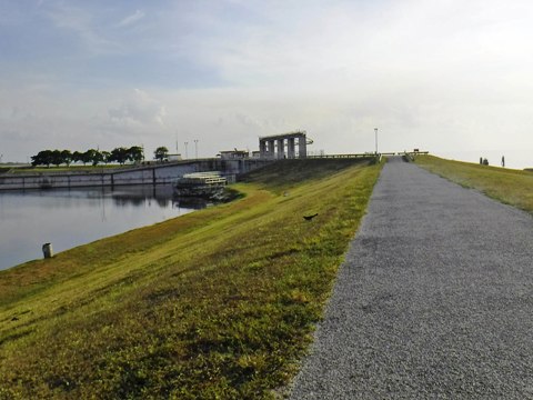 Lake Okeechobee Scenic Trail, Northeast section