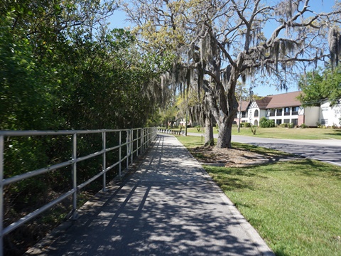 Bayshore Trail, Clearwater